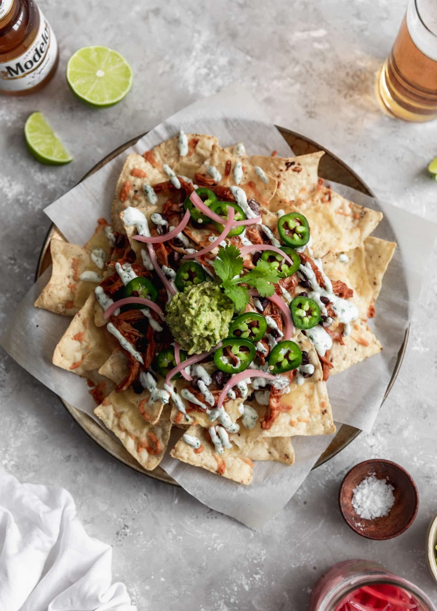 https://sundaytable.co/wp-content/uploads/2021/02/how-to-make-chicken-nachos-easy.jpg