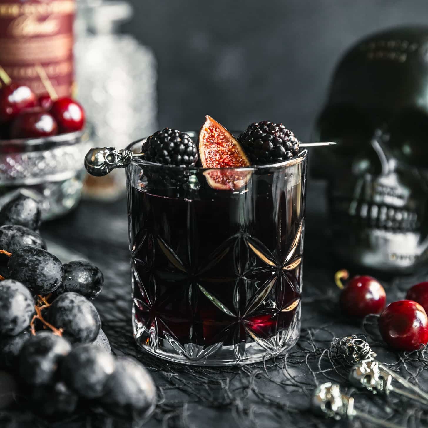 https://sundaytable.co/wp-content/uploads/2023/09/easy-halloween-sangria-1.jpg