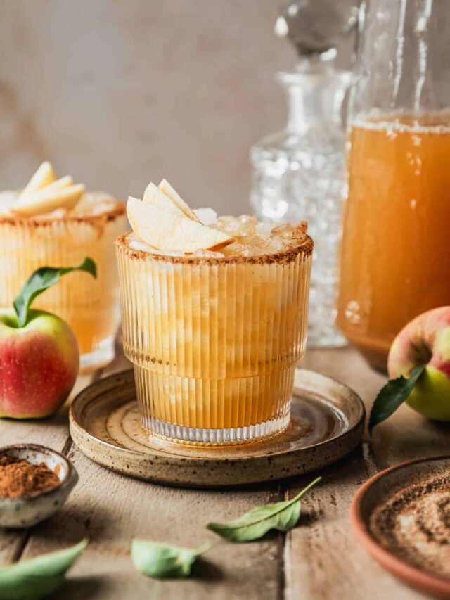 Bourbon Apple Cider Cocktail with Ginger Beer • Sunday Table