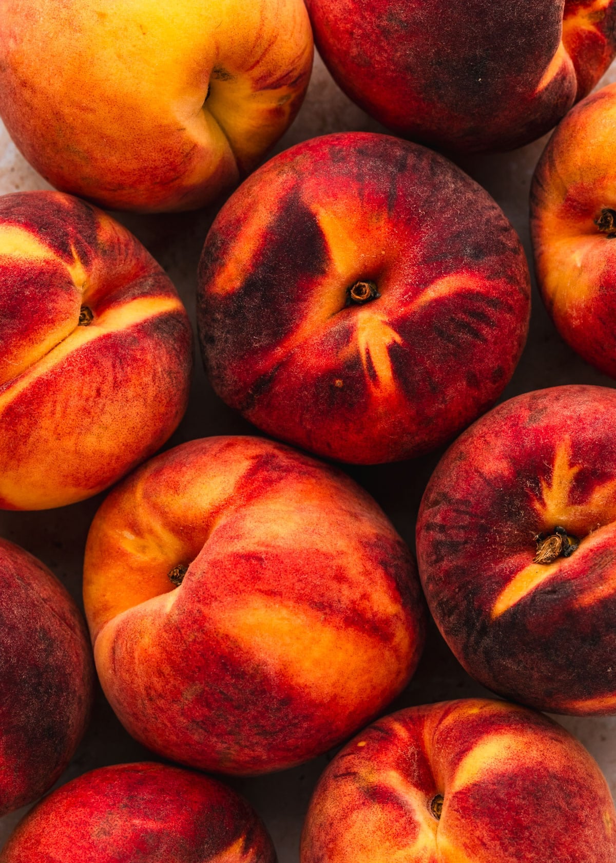 Rows of yellow peaches.